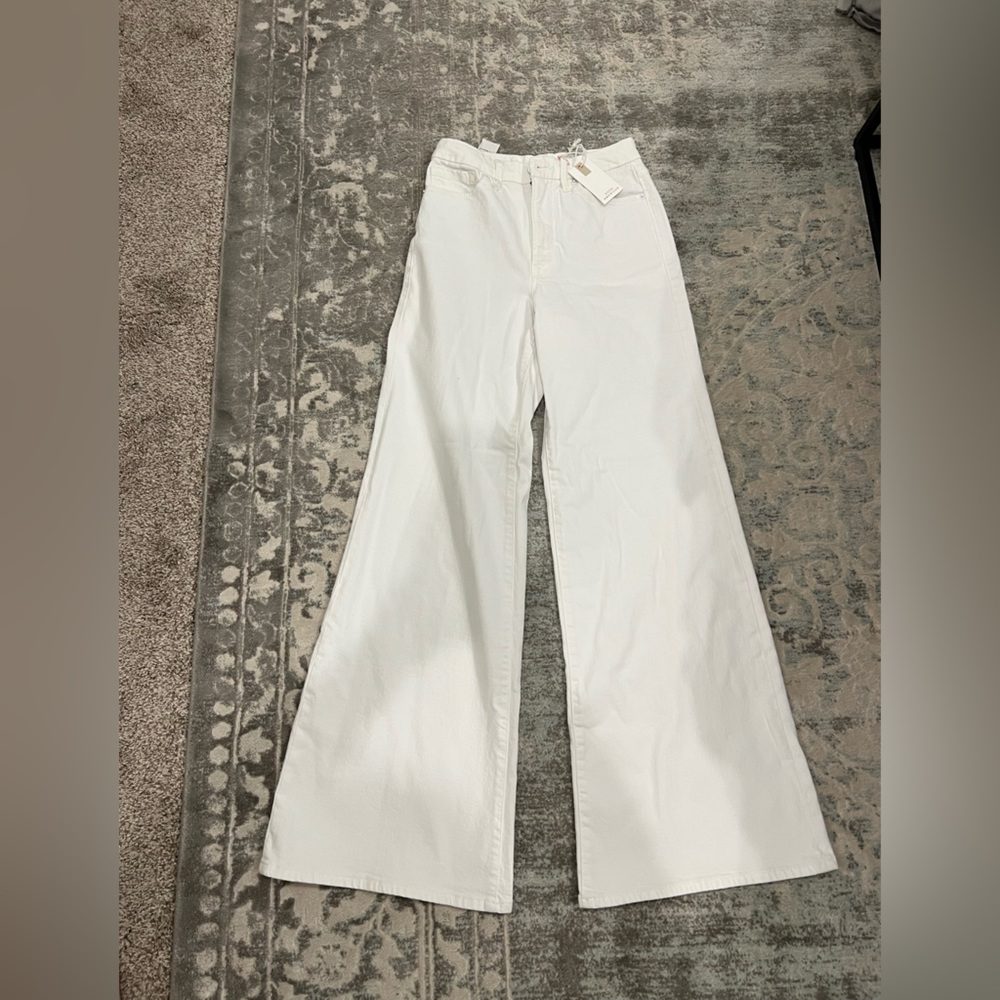White Good American jean! New with tags, size 6/28!
